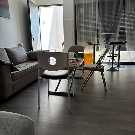 Grand Studio Confortable Et Spacieux Avec Terrasse Villeneuve-lès-Maguelonne Esterno foto